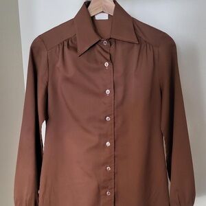 Vintage 1970s Brown Pointed Collar Button Down Shirt